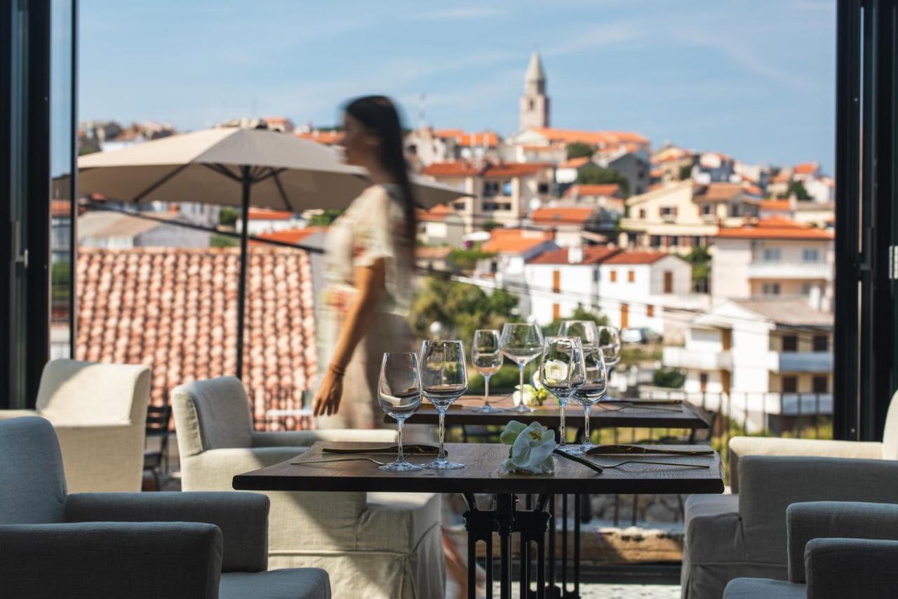 Design Hotel Verbenicum Vrbnik  Buitenkant foto